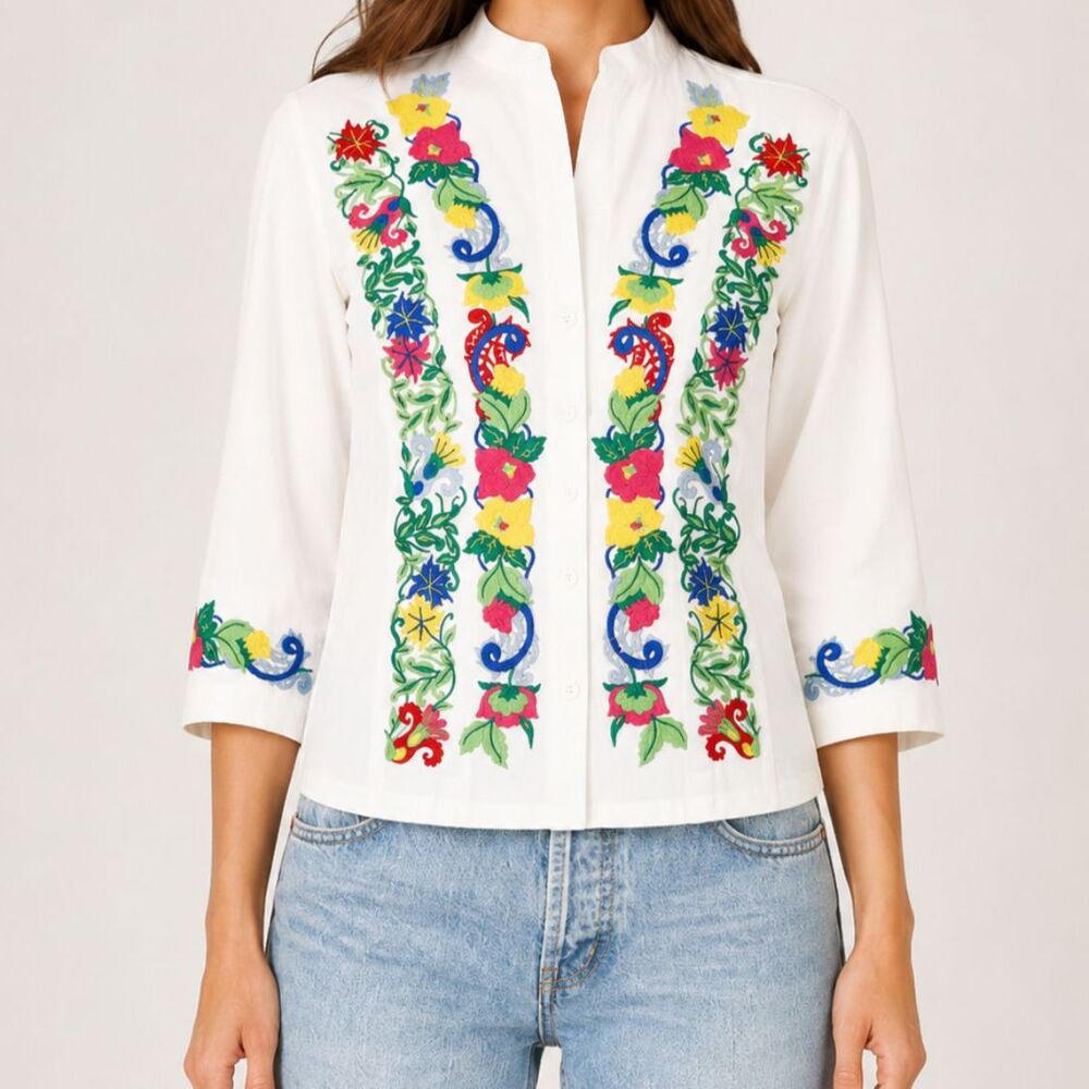 Vintage‎ White Floral Embroidered Blouse Size Small
